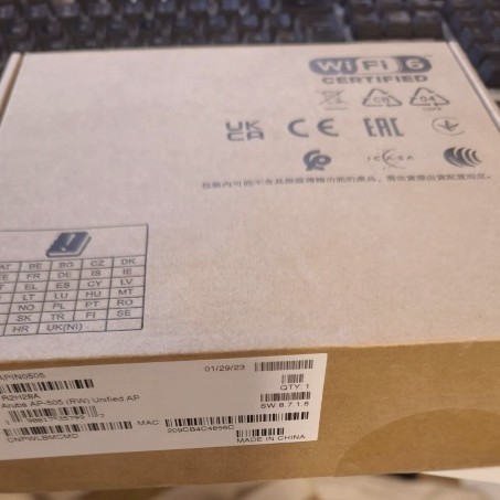 HPE Aruba AP-505 Wireless Access Point (R2H28A)